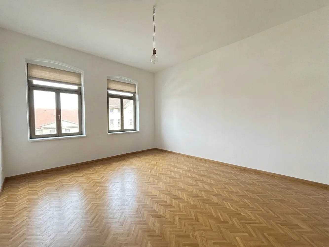 5 Zimmer Wohnung mit 121 m² in Halle (Saale) – Bild 4