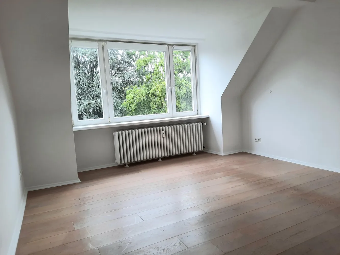 2 Zimmer Wohnung mit 71 m² in Düsseldorf – Bild 2
