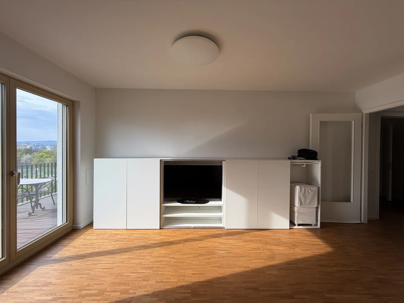3 Zimmer Wohnung mit 85 m² in Frankfurt am Main – Bild 2