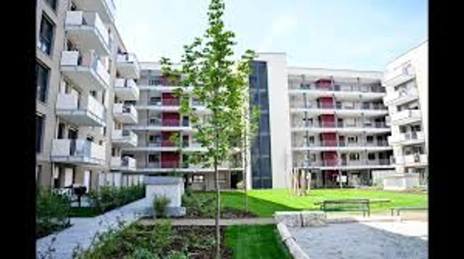 5 Zimmer Wohnung mit 128 m² in Nürnberg – Bild 1