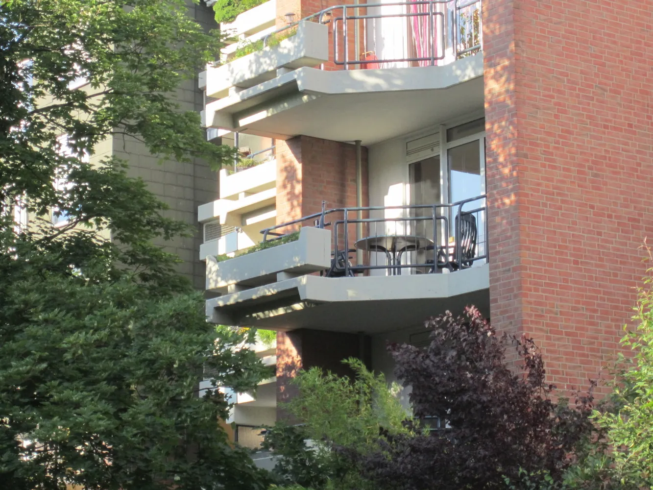 1 Zimmer Wohnung mit 34 m² in Köln – Bild 10