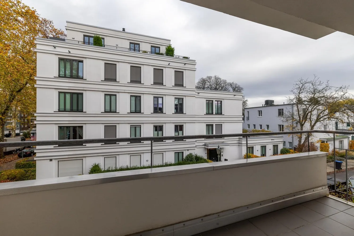4 Zimmer Wohnung mit 135 m² in Düsseldorf – Bild 7