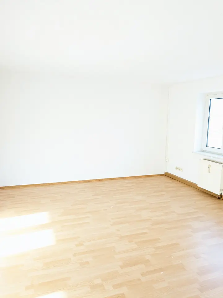 3 Zimmer Wohnung mit 72 m² in Dessau-Roßlau – Bild 2