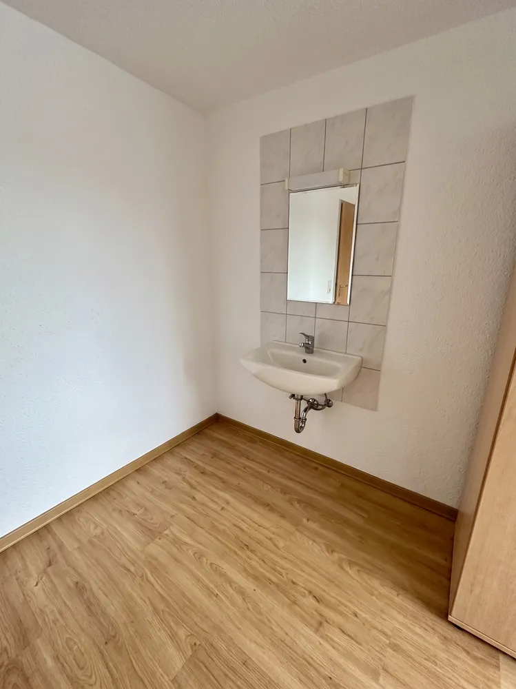1 Zimmer Wohnung mit 10 m² in Karlsruhe – Bild 2