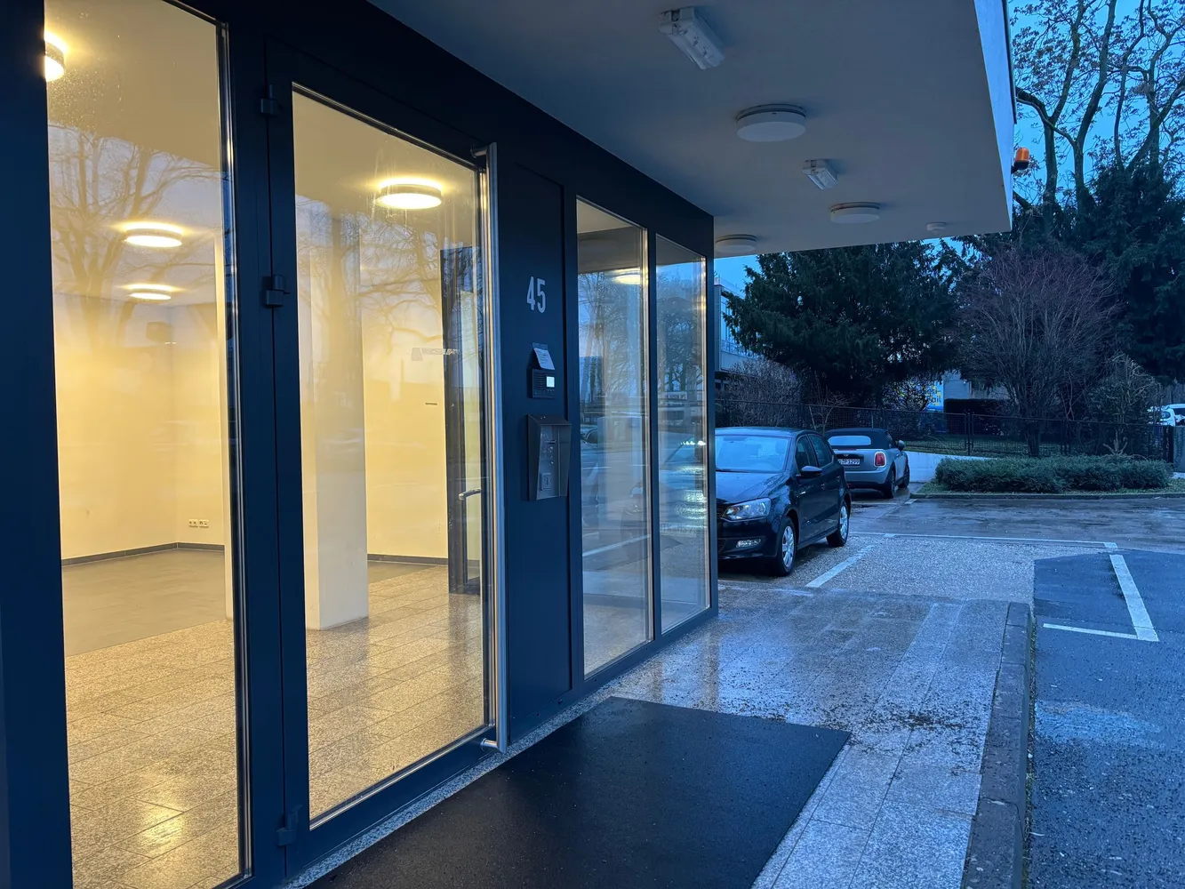 1 Zimmer Wohnung mit 29 m² in Frankfurt am Main – Bild 6