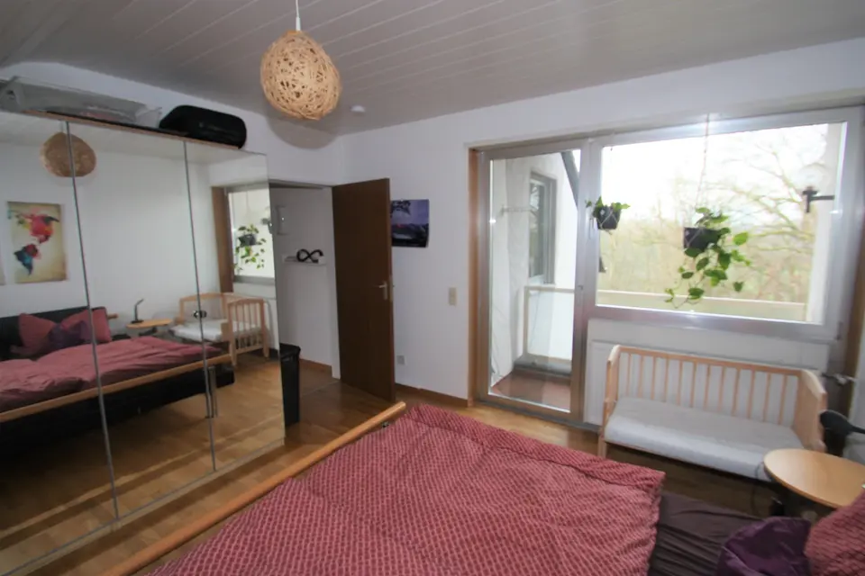3 Zimmer Wohnung mit 100 m² in Saarbrücken – Bild 2