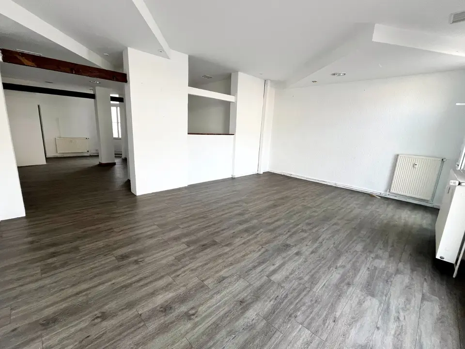 1 Zimmer Wohnung mit 96 m² in Bitterfeld-Wolfen – Bild 3