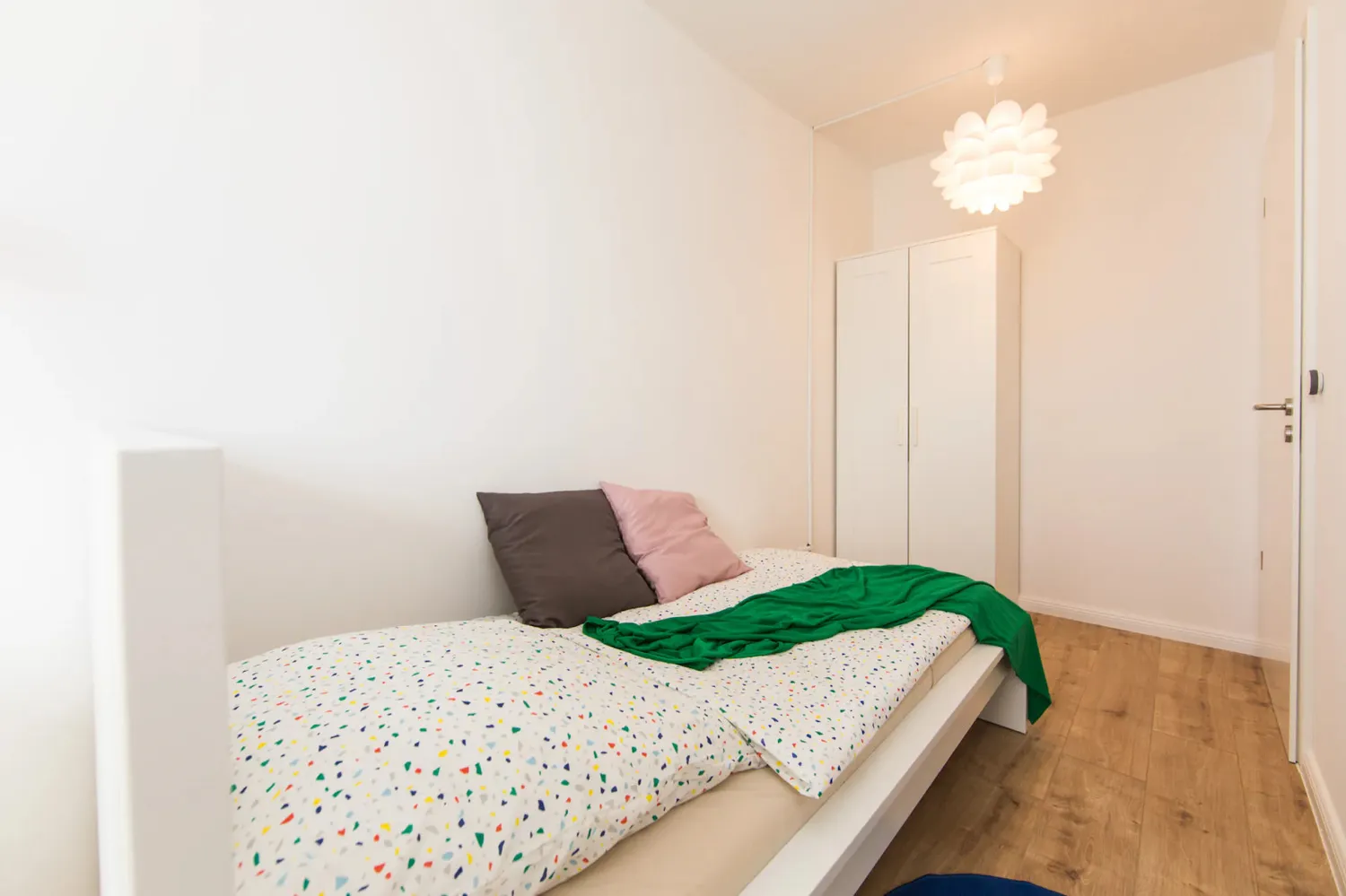 Shared room with 12 m² in Berlin – Photo 4