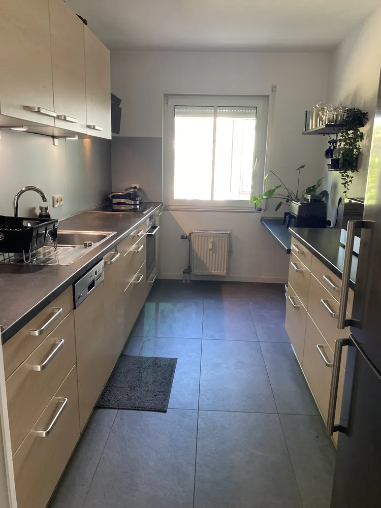 4 Zimmer Wohnung mit 100 m² in Regensburg – Bild 1