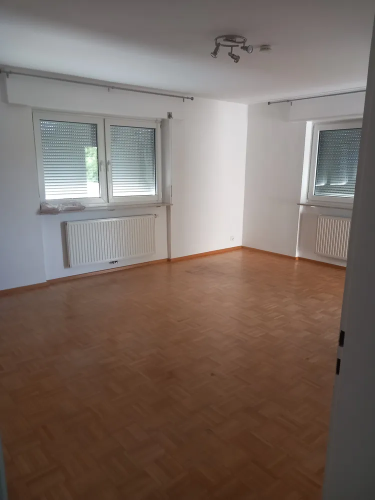 4 Zimmer Wohnung mit 110 m² in Karlsruhe – Bild 2