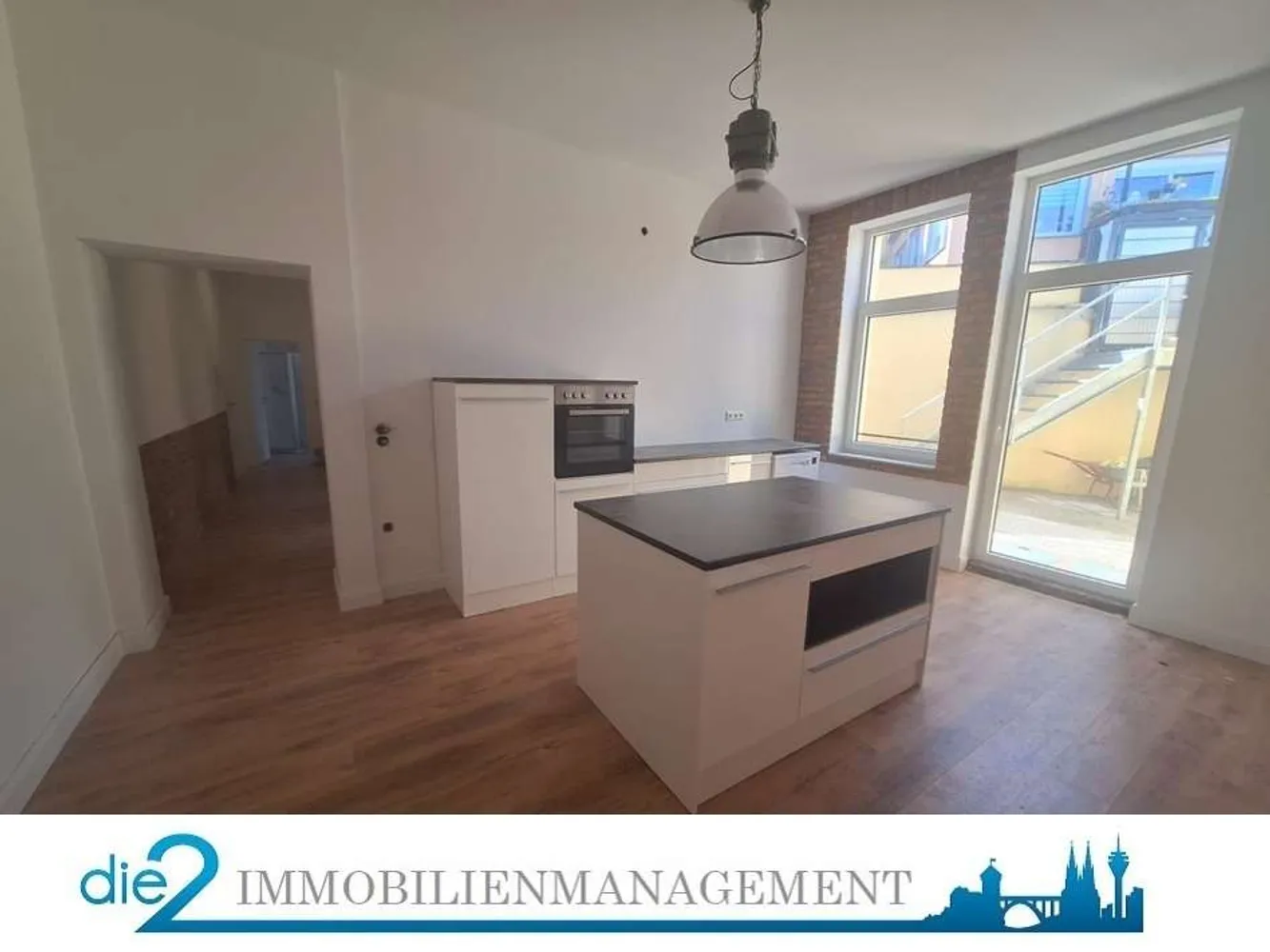 4 Zimmer Wohnung mit 106 m² in Solingen – Bild 1