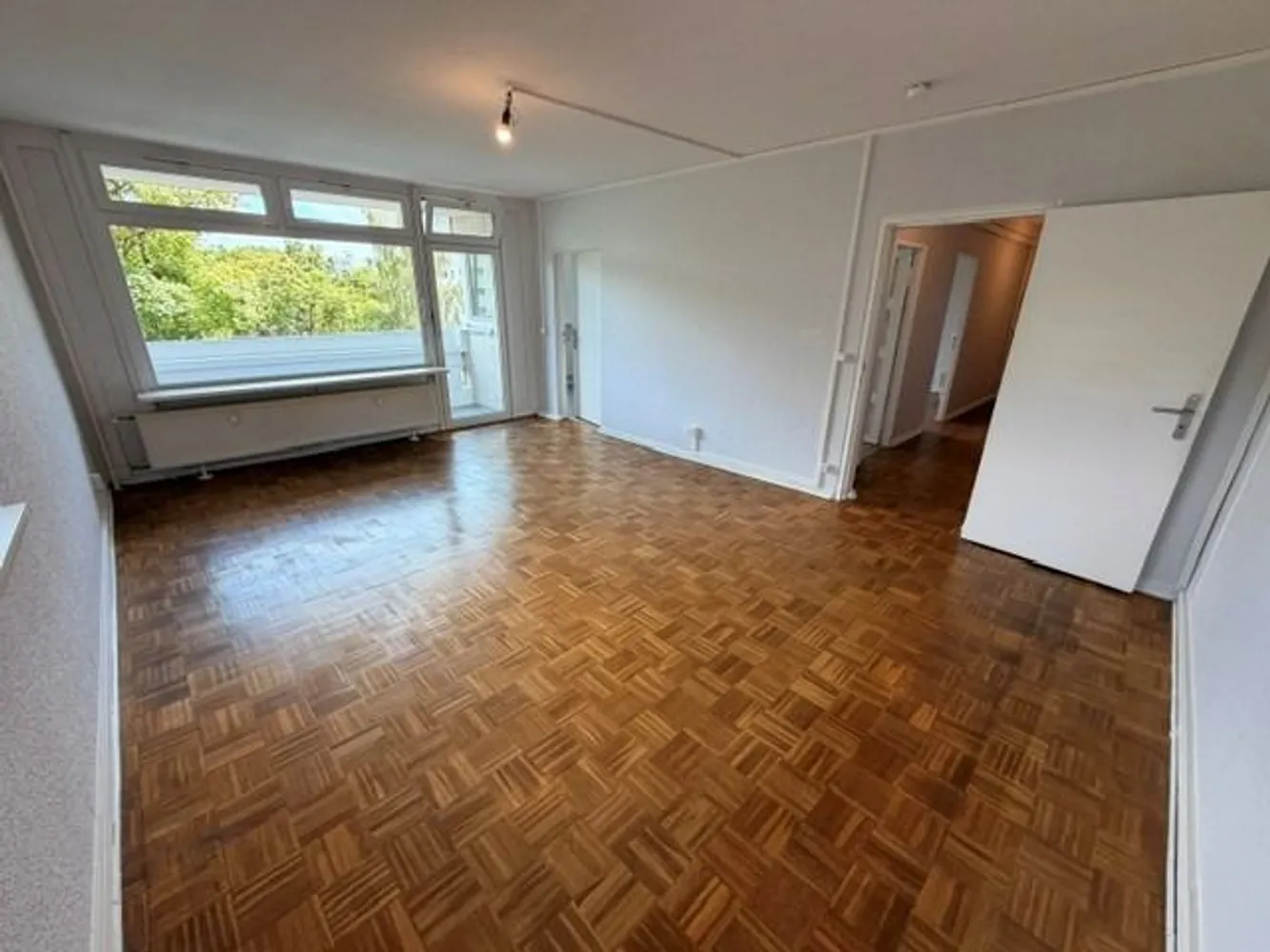 2 Zimmer Wohnung mit 77 m² in Berlin – Bild 3