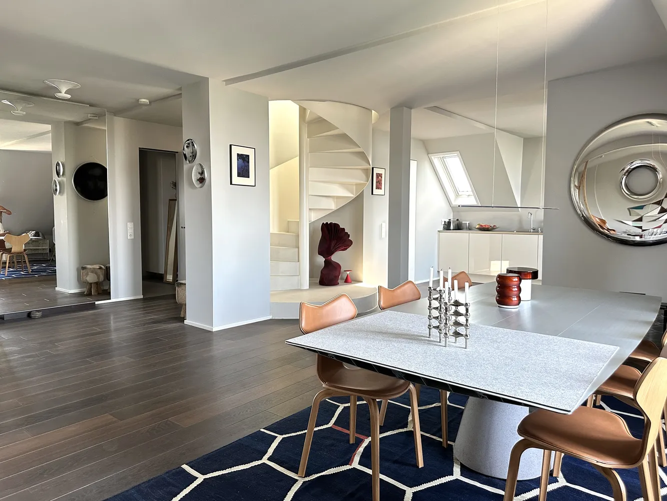 6 Zimmer Wohnung mit 200 m² in Wiesbaden – Bild 4