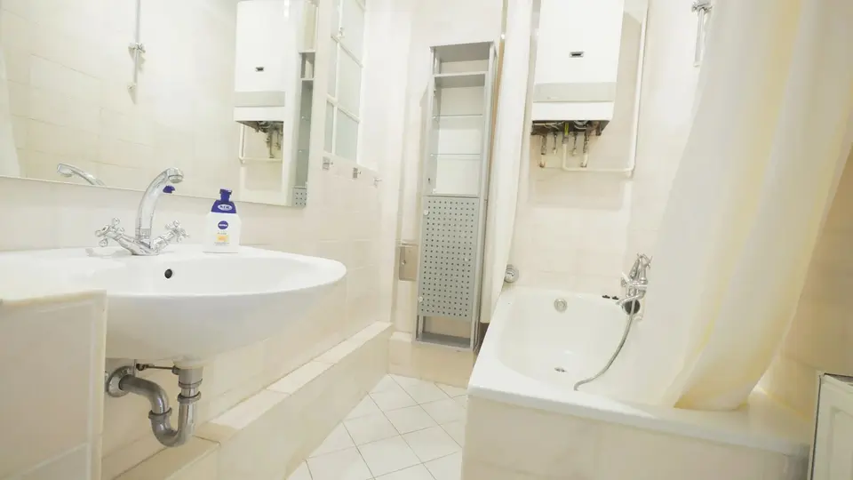 4 Zimmer Wohnung mit 83 m² in Hamburg – Bild 9