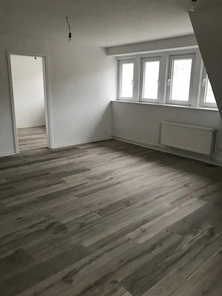 4 Zimmer Wohnung mit 82 m² in Hildesheim – Bild 1