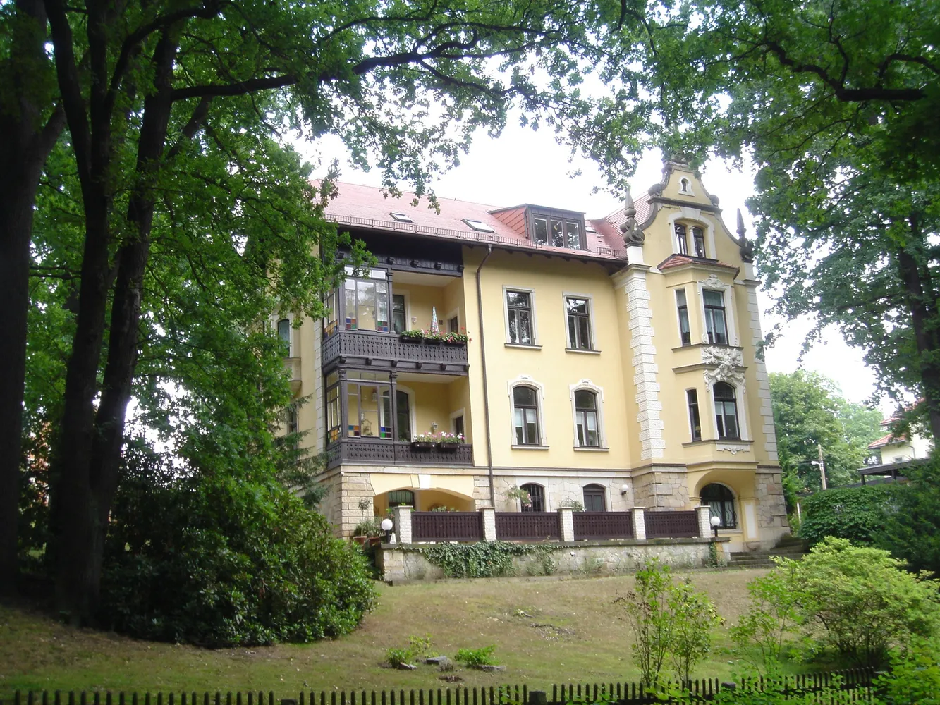 3 Zimmer Wohnung mit 70 m² in Dresden – Bild 2