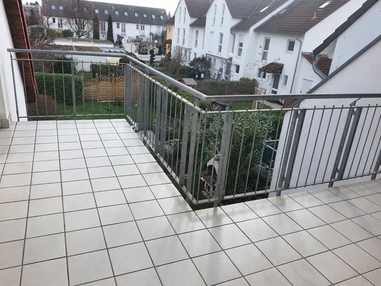 3 Zimmer Wohnung mit 102 m² in Wiesbaden – Bild 3