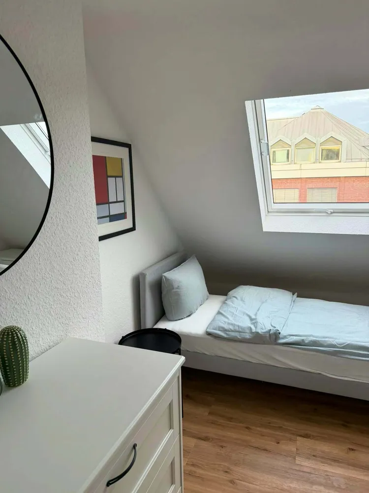 WG-Zimmer mit 15 m² in Düsseldorf – Bild 2