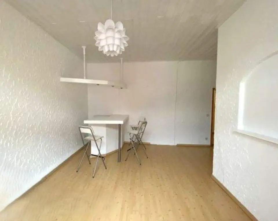 2 Zimmer Wohnung mit 66 m² in Plauen – Bild 3