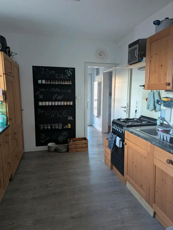 6 Zimmer Haus mit 100 m² in Kassel – Bild 2