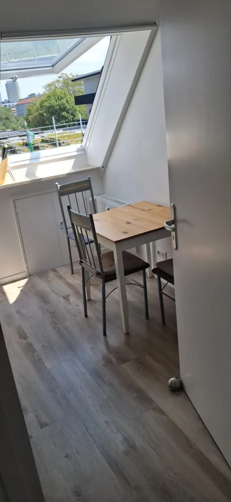 2 Zimmer Wohnung mit 47 m² in München – Bild 4