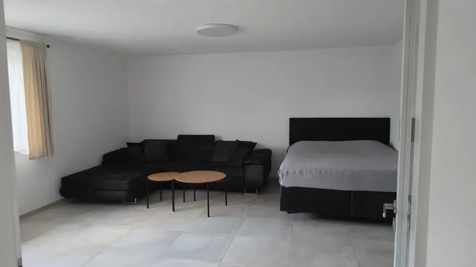 Studio mit 49 m² in Weingarten – Bild 1