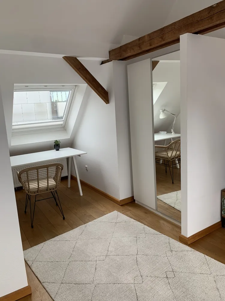 2 Zimmer Wohnung mit 88 m² in Düsseldorf – Bild 7
