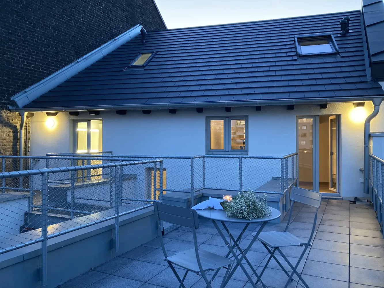 2 Zimmer Wohnung mit 100 m² in Köln – Bild 11