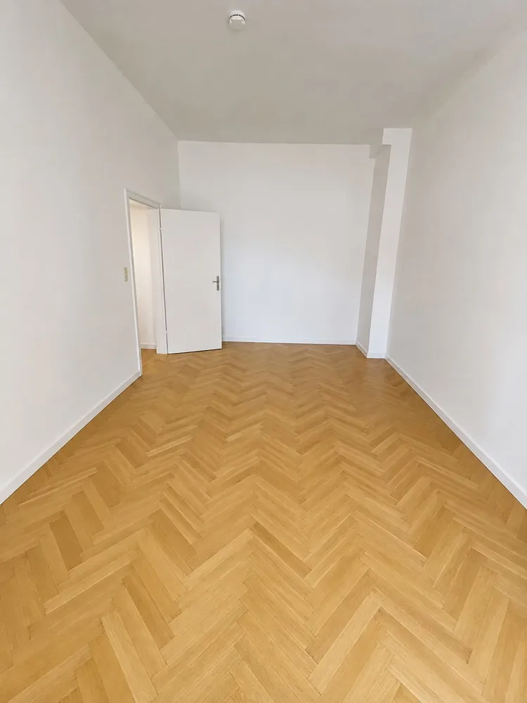 2 Zimmer Wohnung mit 75 m² in Frankfurt am Main – Bild 3
