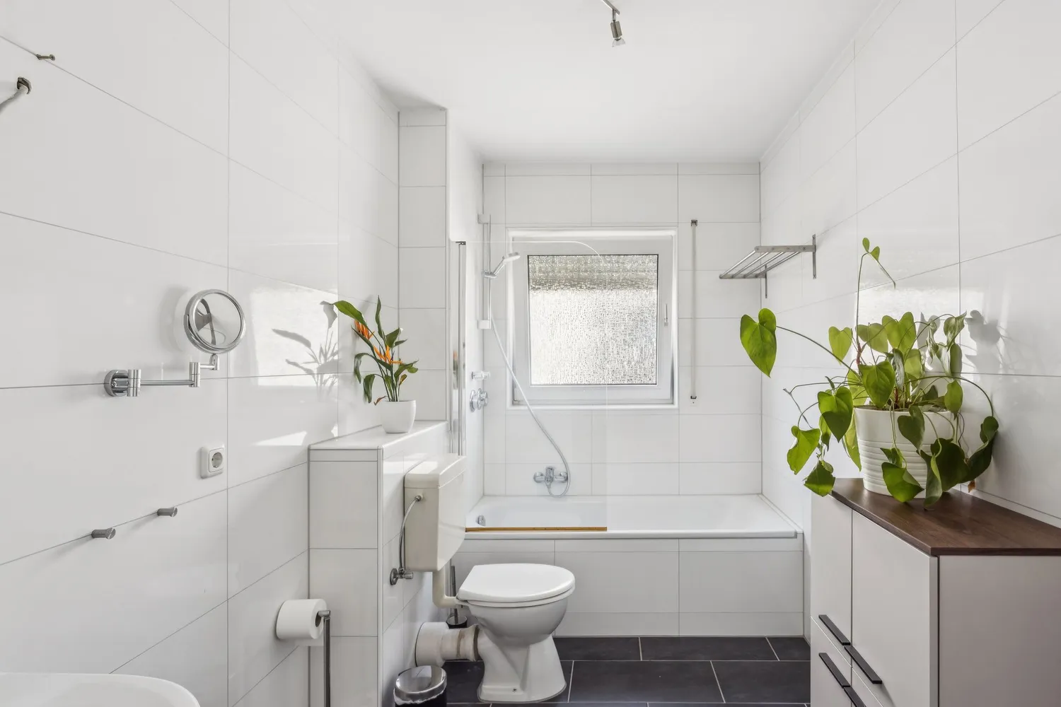 3 Zimmer Wohnung mit 90 m² in Frankfurt am Main – Bild 4