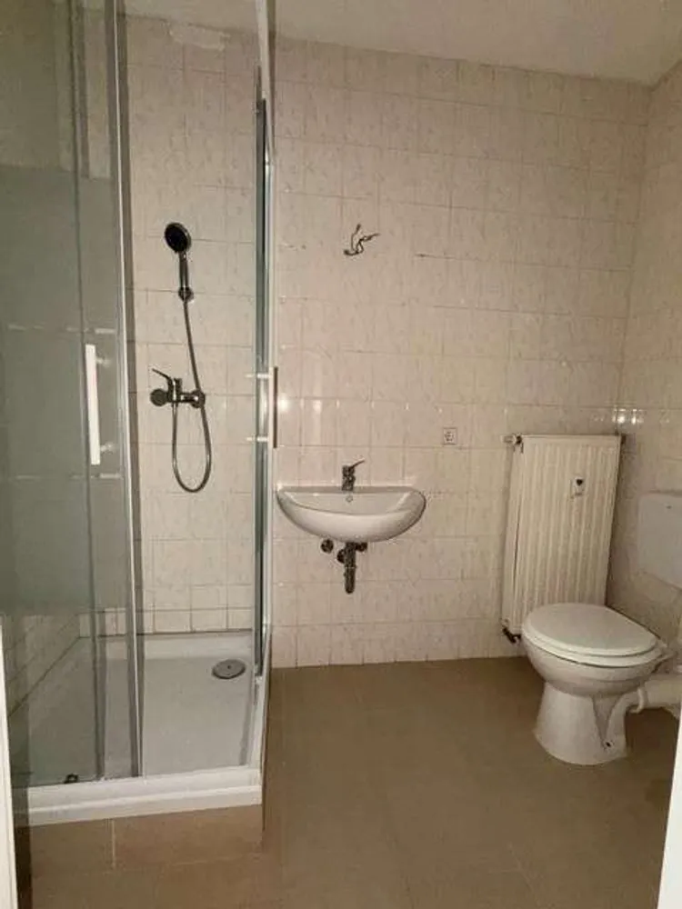 4 Zimmer Wohnung mit 109 m² in Plauen – Bild 3