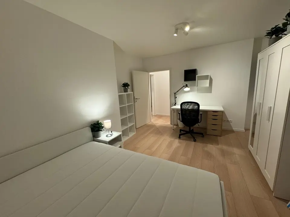 16 Zimmer Wohnung mit 22 m² in Bonn – Bild 1