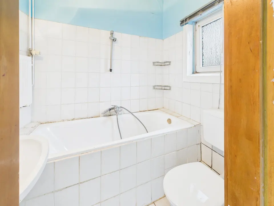 2 Zimmer Wohnung mit 42 m² in Lübeck – Bild 8