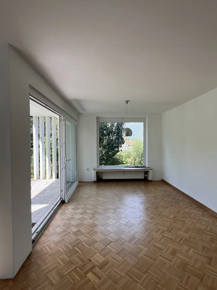 4 Zimmer Wohnung mit 120 m² in Detmold – Bild 1