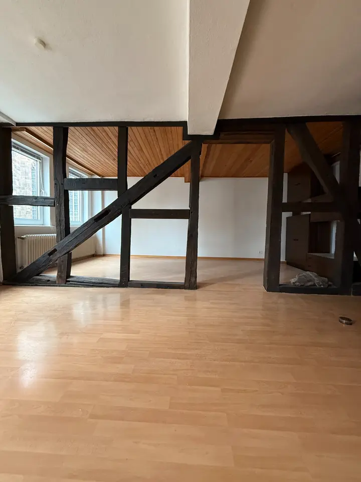 4 Zimmer Wohnung mit 140 m² in Eschwege – Bild 2