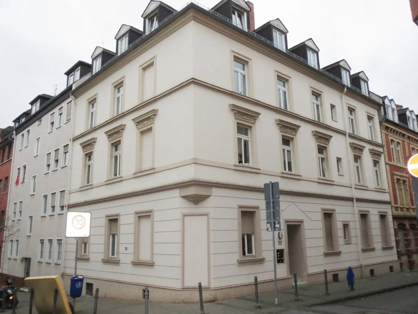 1 room apartment with 50 m² in Wiesbaden – Photo 8