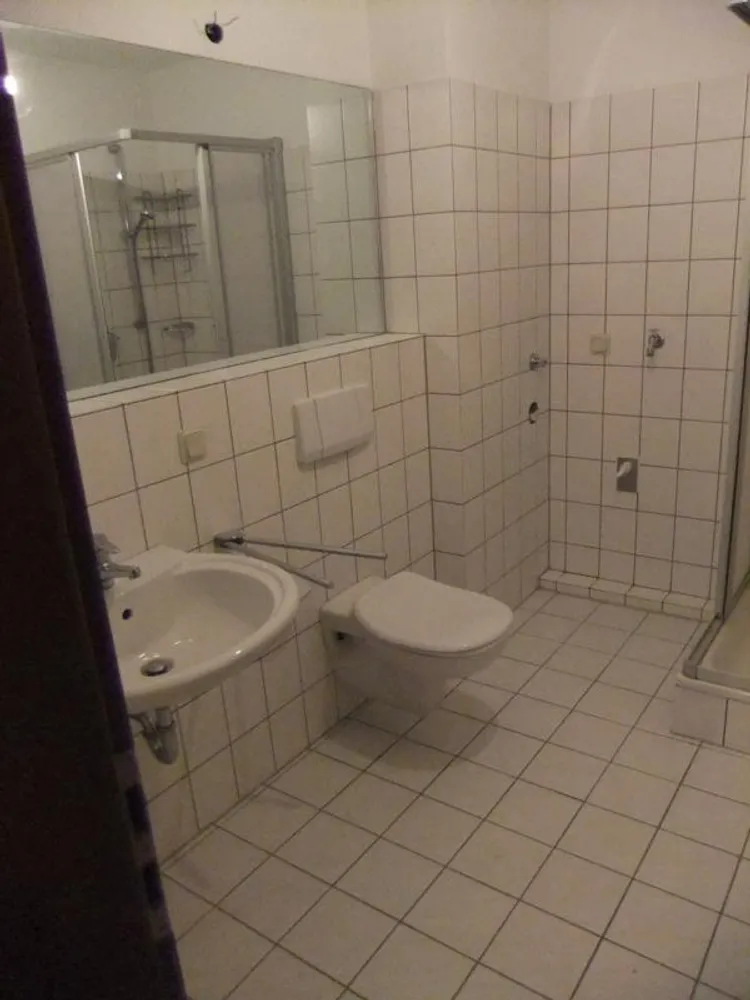 2 Zimmer Wohnung mit 74 m² in Bremen – Bild 10