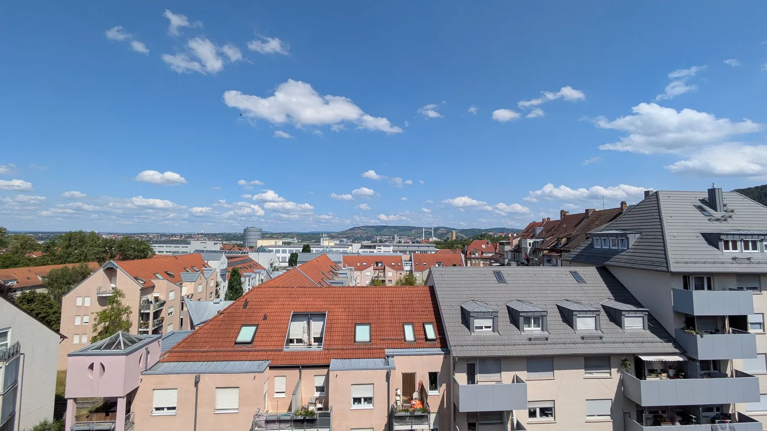 6 Zimmer Wohnung mit 106 m² in Stuttgart – Bild 3