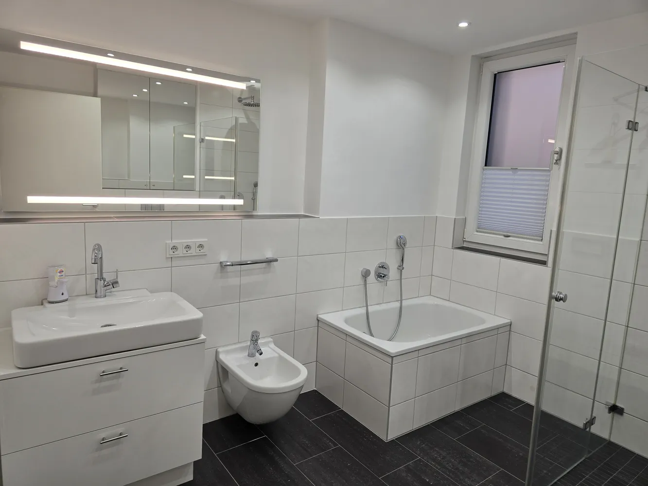 3 Zimmer Wohnung mit 103 m² in Köln – Bild 7