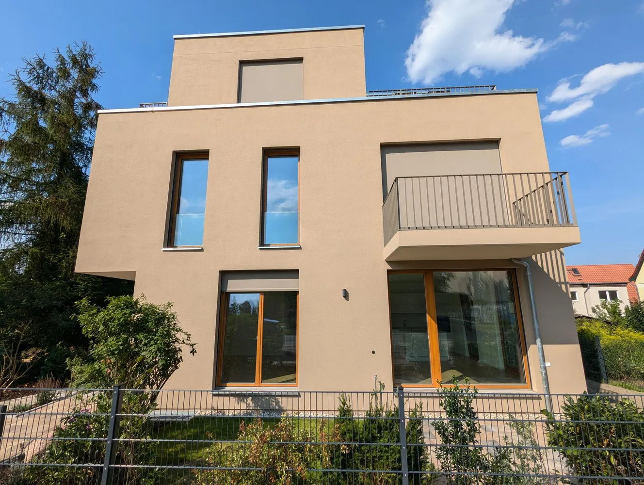 4 Zimmer Wohnung mit 126 m² in Berlin – Bild 2