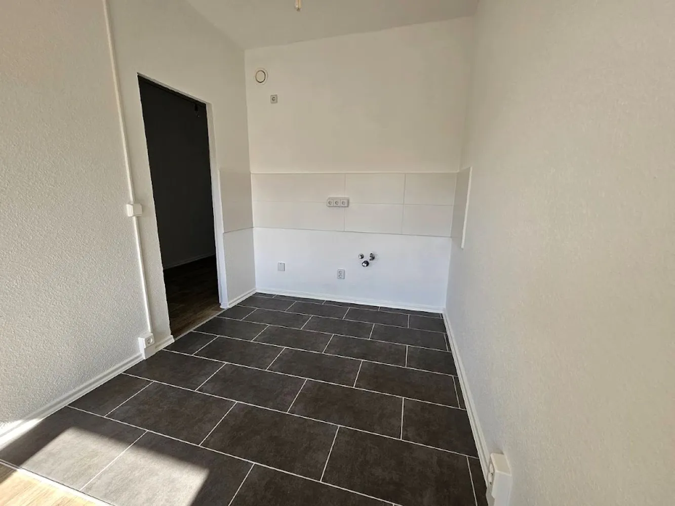 3 Zimmer Wohnung mit 57 m² in Halle (Saale) – Bild 7