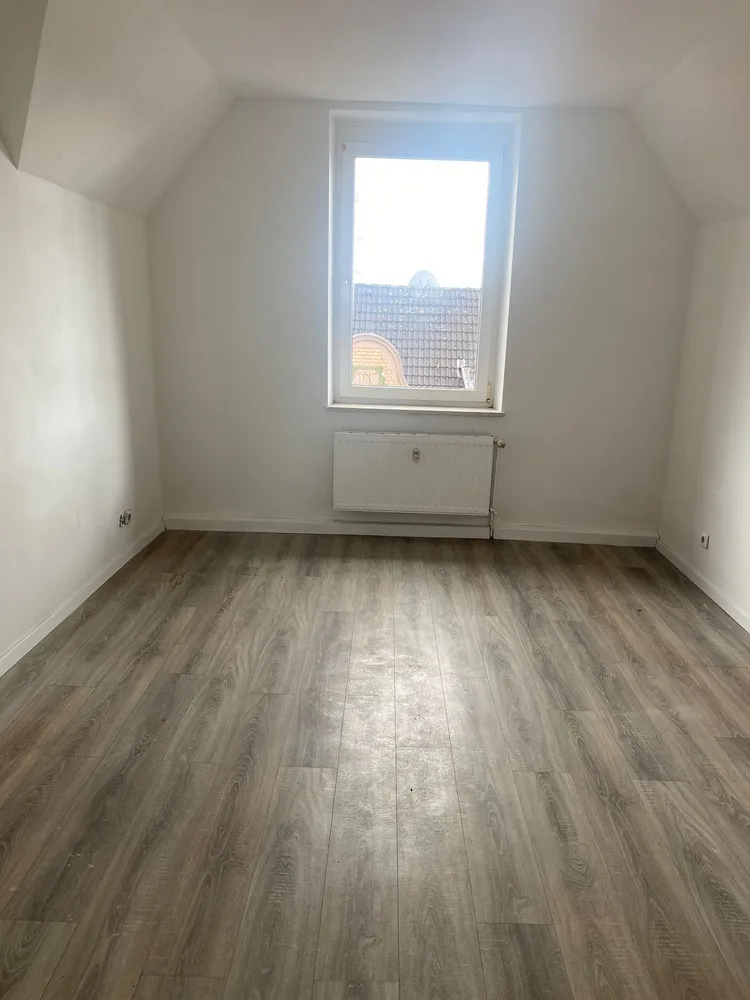 3 Zimmer Wohnung mit 80 m² in Duisburg – Bild 1