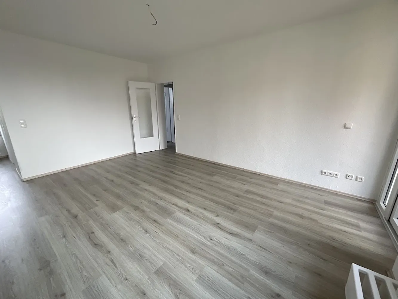 4 Zimmer Wohnung mit 80 m² in Düsseldorf – Bild 2