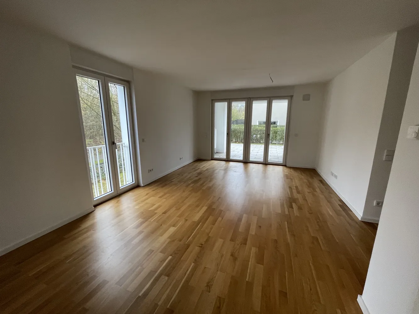 2 Zimmer Wohnung mit 77 m² in Köln – Bild 1