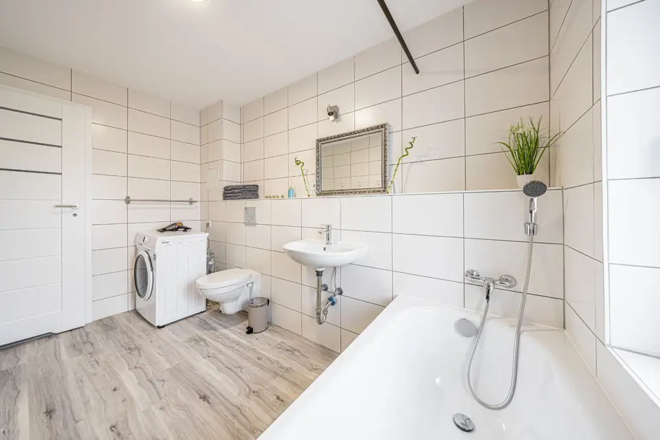 4 Zimmer Wohnung mit 122 m² in Halle (Saale) – Bild 9