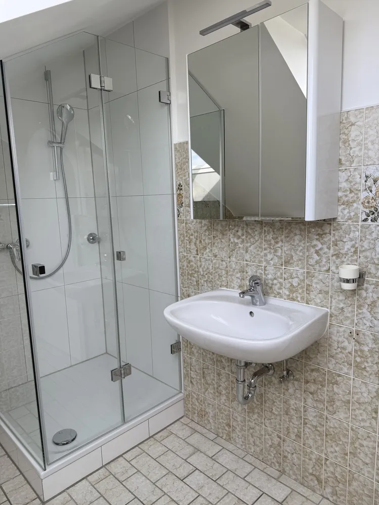 1 Zimmer Wohnung mit 38 m² in Neuss – Bild 7