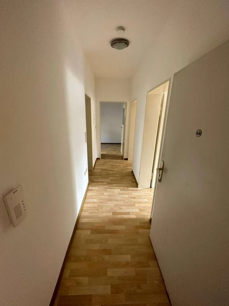 2 Zimmer Wohnung mit 47 m² in Ludwigshafen am Rhein – Bild 2
