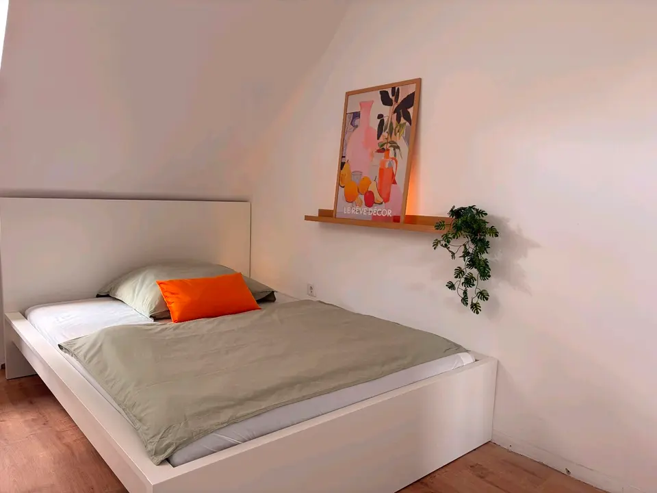 WG-Zimmer mit 107 m² in Duisburg – Bild 2