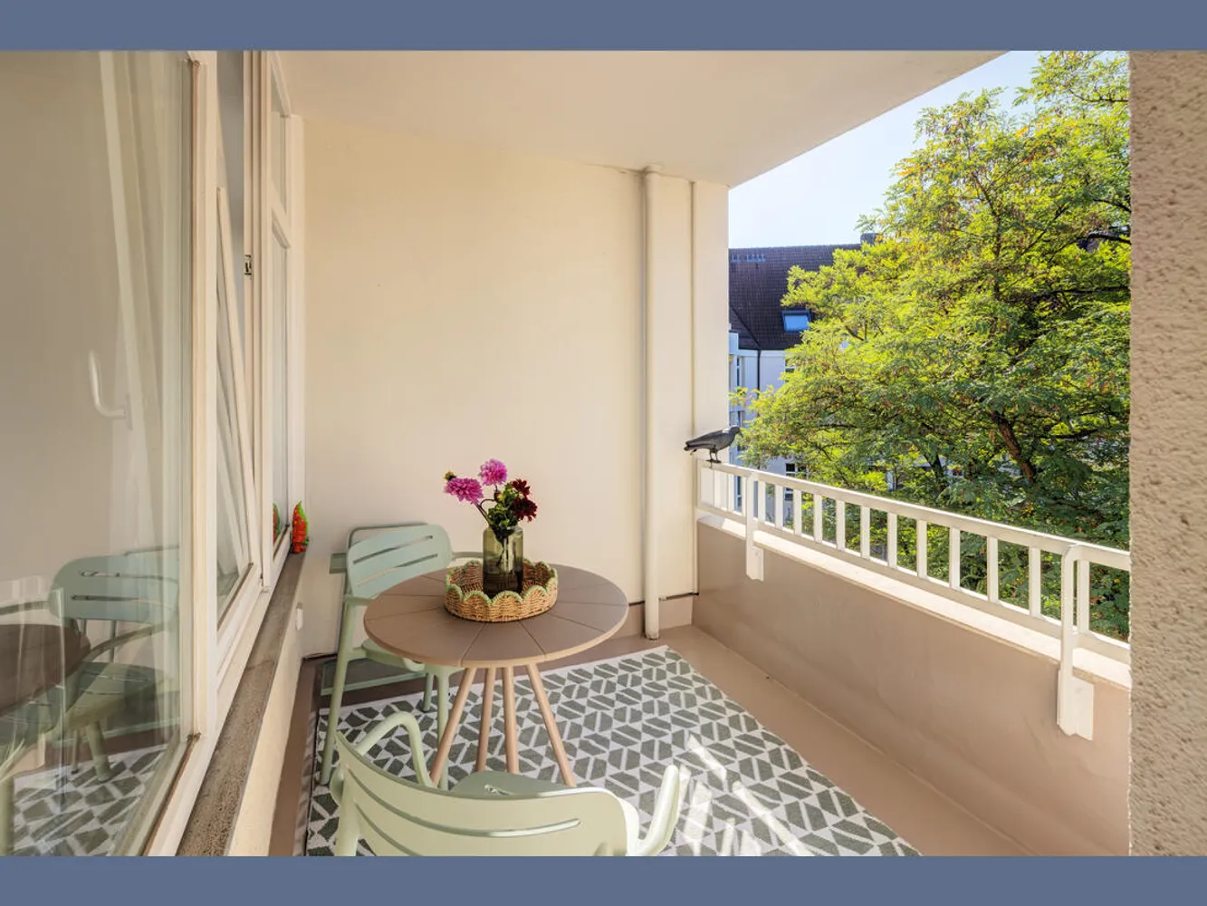 2 Zimmer Wohnung mit 69 m² in München – Bild 3