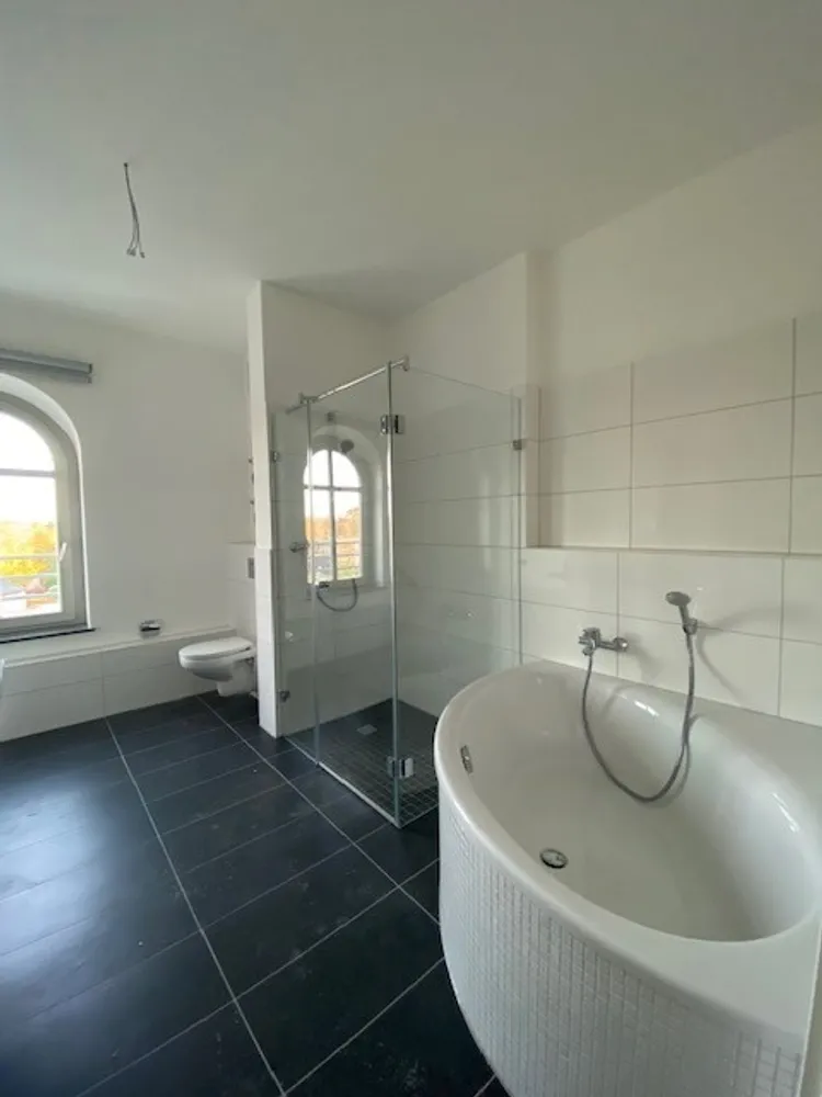 2 Zimmer Wohnung mit 76 m² in Berlin – Bild 11